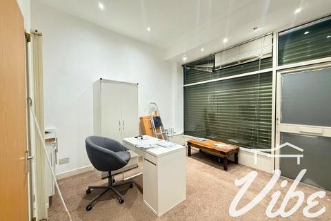 Retail property (high street) to rent, 508-508A Hornsey Rd London N19 3QW