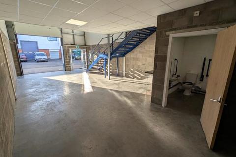 Warehouse for sale, Lime Kiln Ln Holbury SO45 2AR