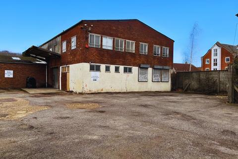 Warehouse to rent, 2 Hythe Quay Colchester CO2 8JB