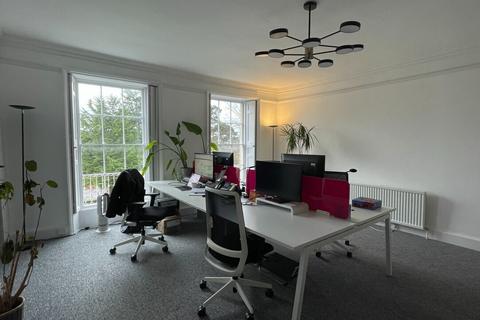 Office to rent, 18 Brock St Bath BA1 2LW