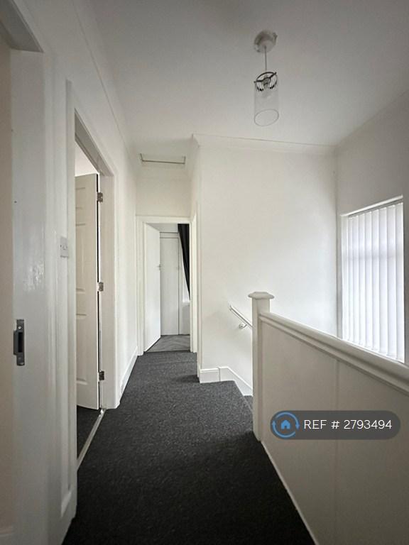 Stairs & Landing