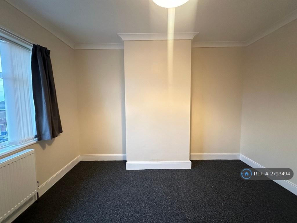 Front Large Bedroom
