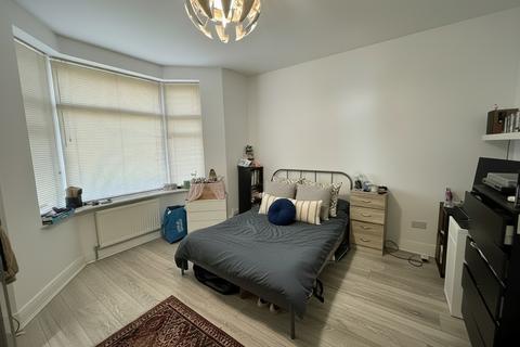 4 bedroom house to rent, Beeston Road, Dunkirk NG7