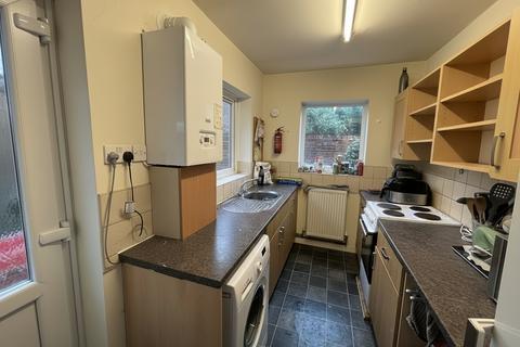 4 bedroom house to rent, Midland Avenue, Lenton NG7