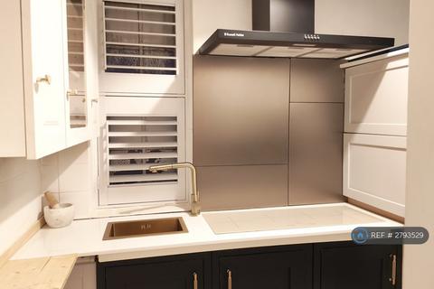 1 bedroom flat to rent, Spring Street, London, W2