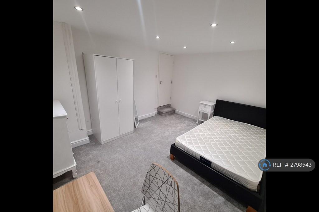 Bedroom 1 Part 2