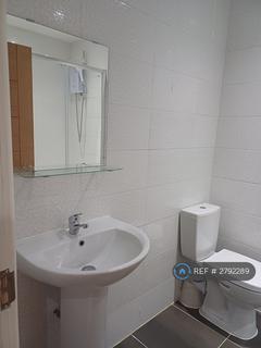 1 bedroom flat to rent, Church Court, Morley, Leeds, LS27