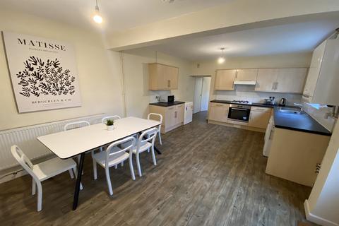 undefined, Broadgate, Beeston, NG9 2GG