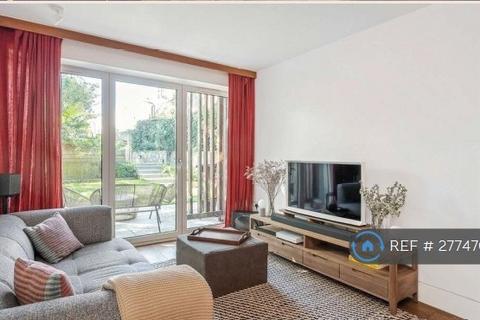 undefined, Navarino Grove, London, E8