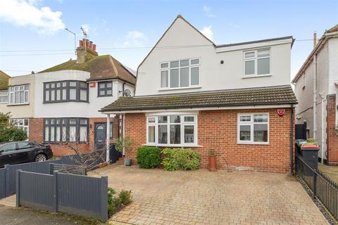 Linden Avenue, Whitstable