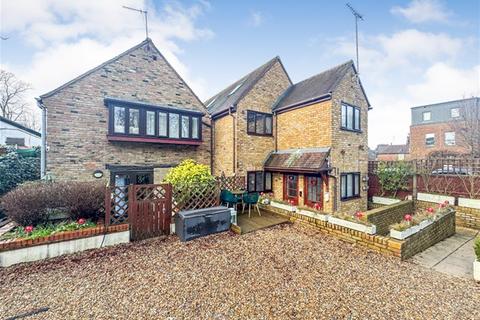 2 bedroom flat for sale, Harpenden AL5