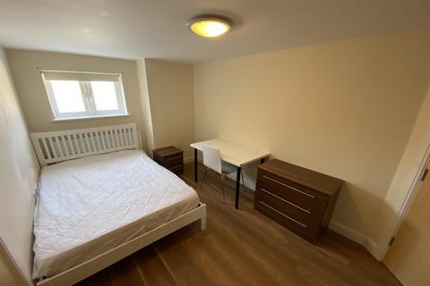 undefined, F1 63-65 High Rd, Beeston, NG9 2JQ