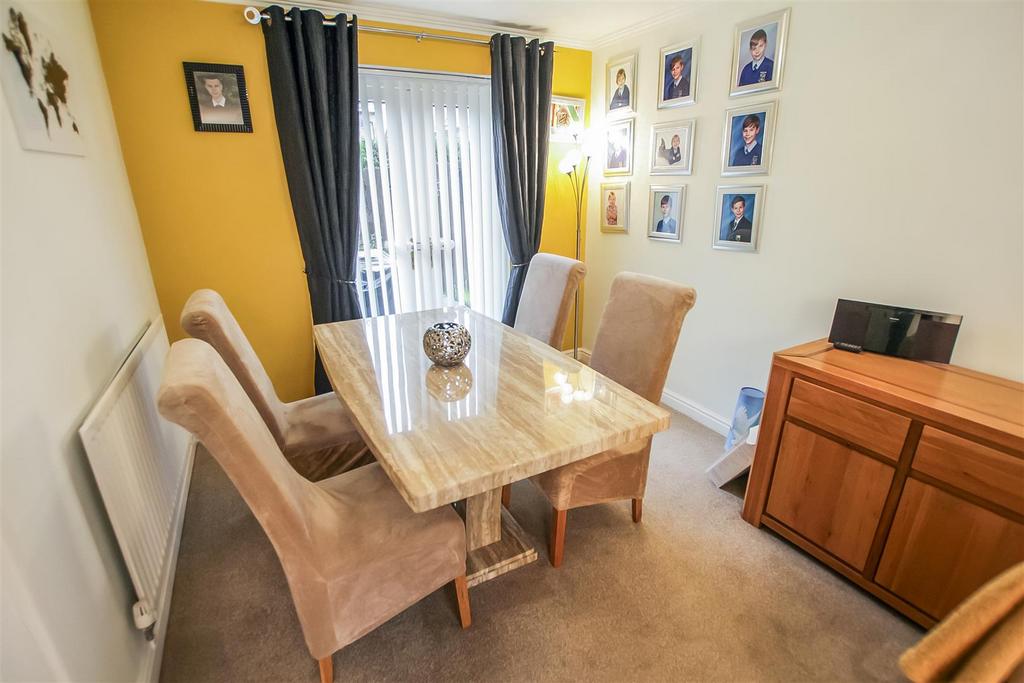 Living/Dining Room