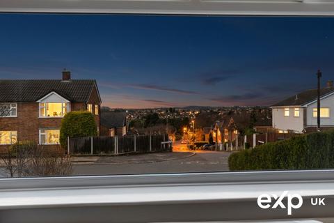 4 bedroom detached house for sale, Whitby Crescent, Nottingham NG5