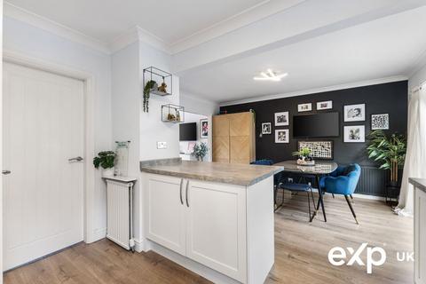 4 bedroom detached house for sale, Whitby Crescent, Nottingham NG5