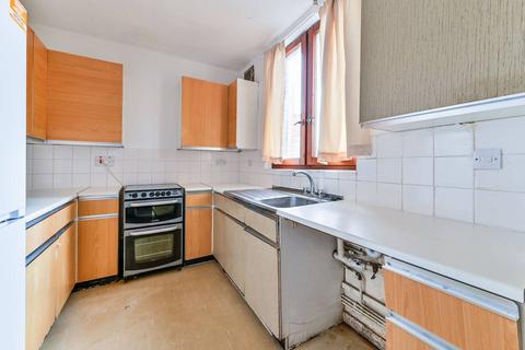 2 bedroom flat to rent, Warwick Grove House, Clapton, Hackney, London, E5