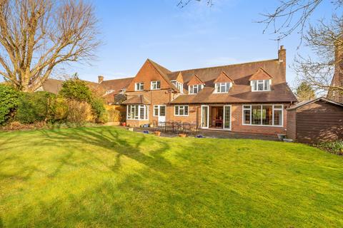 5 bedroom detached house for sale, Walkwood Rise, Beaconsfield HP9