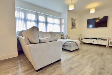 2 bedroom apartment for sale, Bramling Way, Gillingham ME8