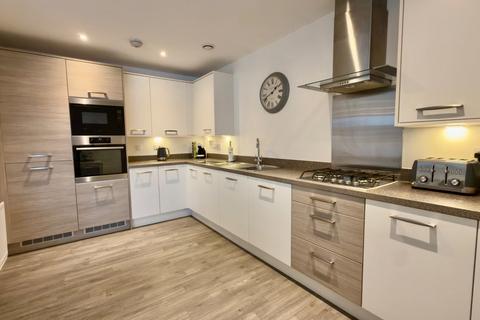 2 bedroom apartment for sale, Bramling Way, Gillingham ME8