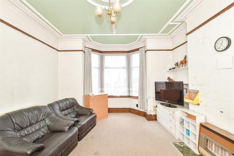 3 bedroom terraced house for sale, Gladys Avenue, Portsmouth PO2