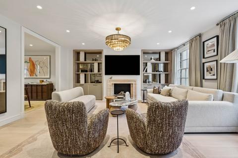 3 bedroom duplex for sale, Cobham Court, Chester Close, Belgravia SW1X