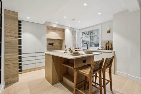 3 bedroom duplex for sale, Cobham Court, Chester Close, Belgravia SW1X