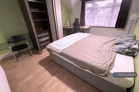 undefined, Oakleigh Court, Edgware, HA8