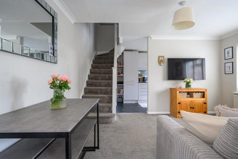 1 bedroom end of terrace house for sale, Kingsbridge Road, WALTON-ON-THAMES, KT12
