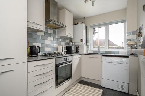 1 bedroom end of terrace house for sale, Kingsbridge Road, WALTON-ON-THAMES, KT12