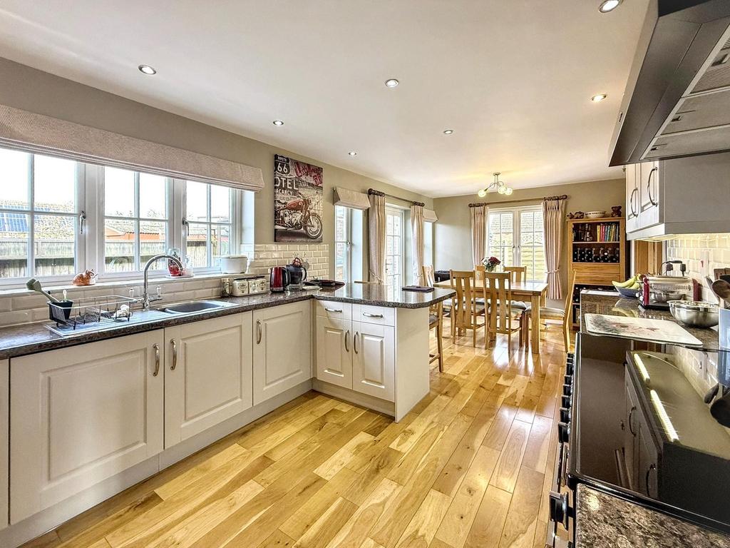 Kitchen Diner