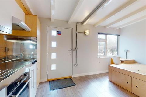 Studio to rent, Wadmore Lane, Studland, Swanage