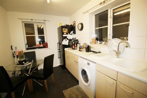undefined, Dakin Close, Maidenbower, Crawley