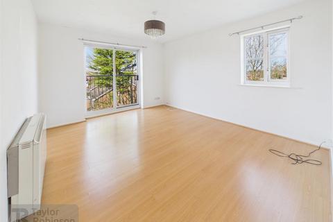 2 bedroom flat to rent, Dakin Close, Maidenbower, Crawley