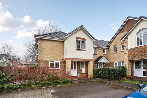 University / Hospital borders,  Berkshire,  RG2