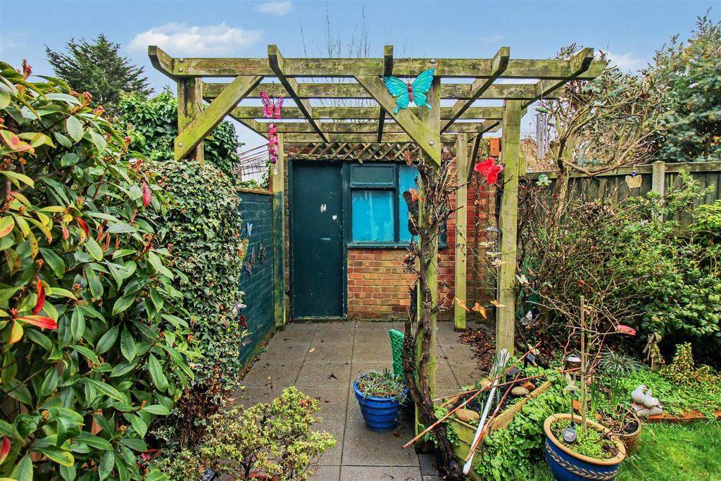 Rear Garden 4.jpg