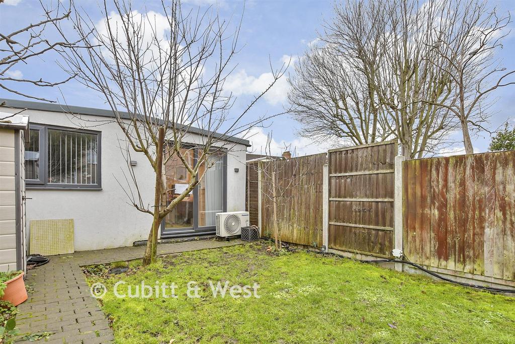 Workshop/Outbuildings