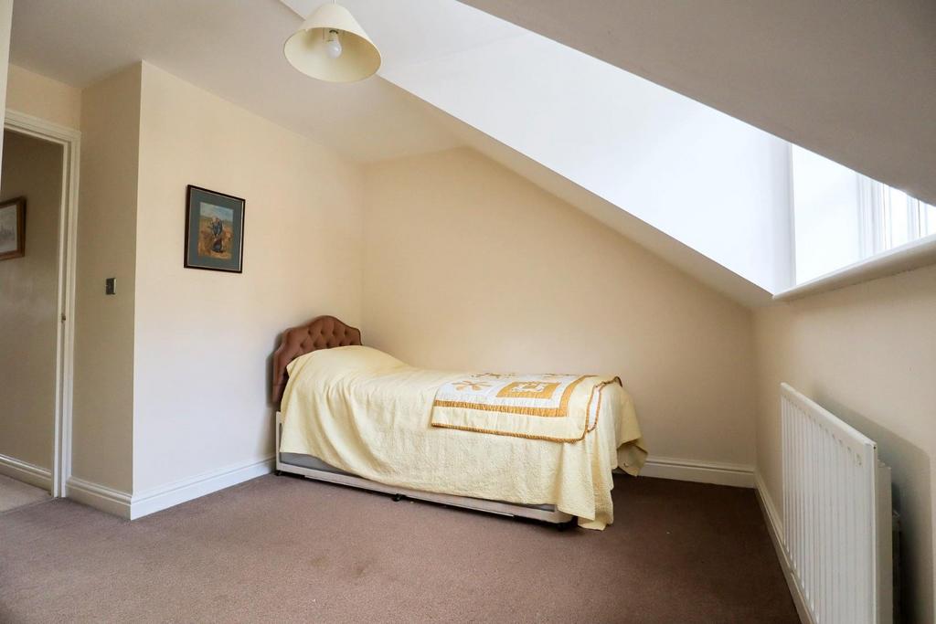 Bedroom 2.jpg