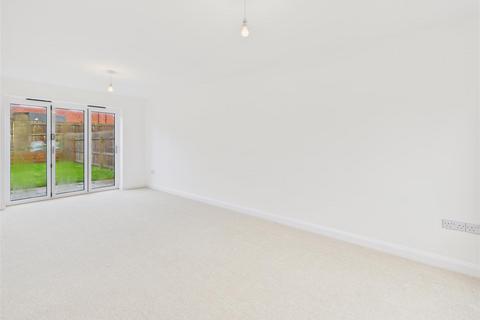 undefined, Easenby Close, Swanland