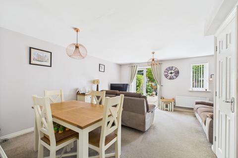 undefined, Perryfields, Braintree CM7