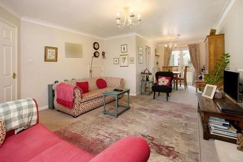 3 bedroom semi-detached house for sale, Broom Close, Dawlish, EX7