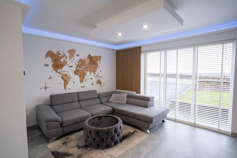 undefined, Bennochy Road, Kirkcaldy, KY2