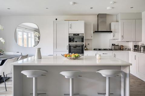4 bedroom semi-detached house for sale, Beaufort Park, Wokingham, Berkshire