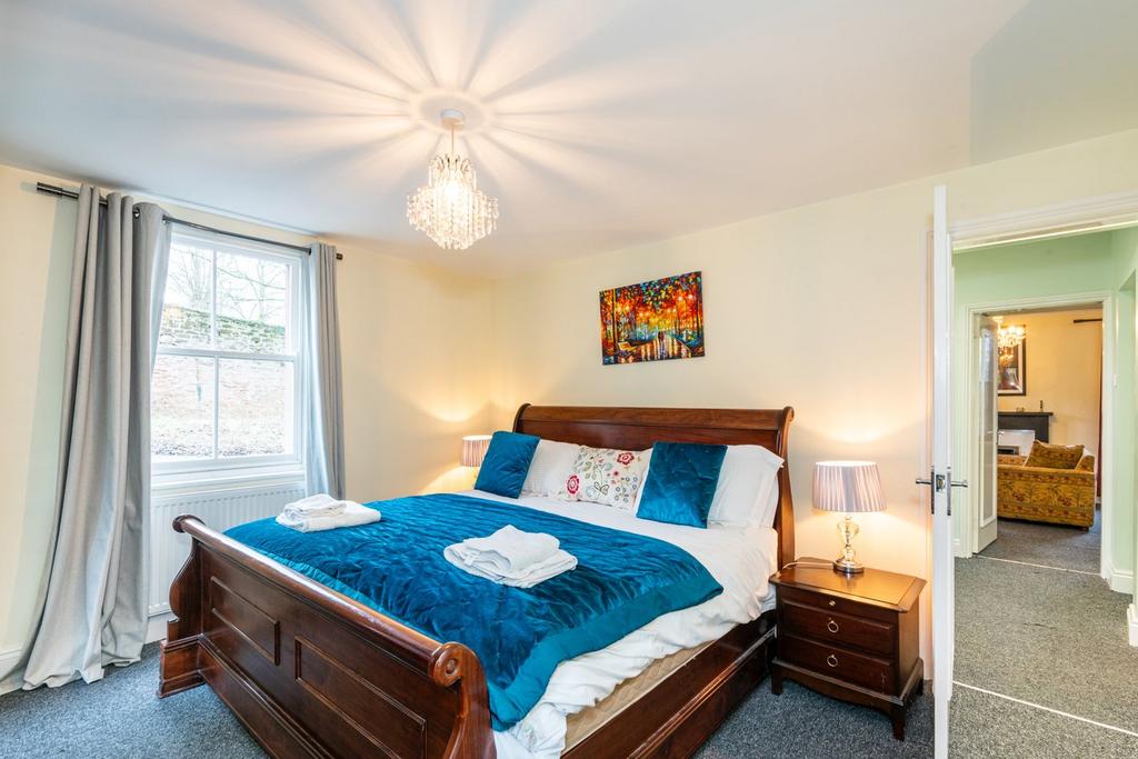Reception Room/Bedroom 4