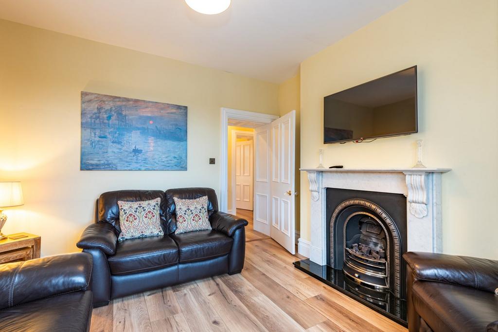 Bedroom 3 / Lounge