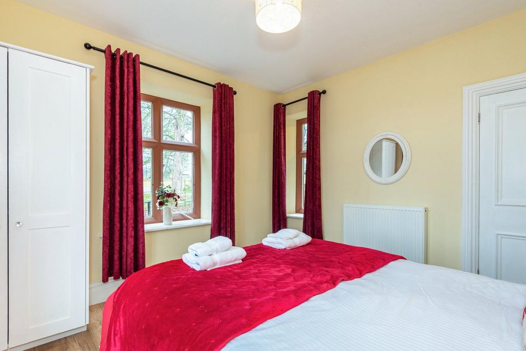 Lounge / Bedroom 3