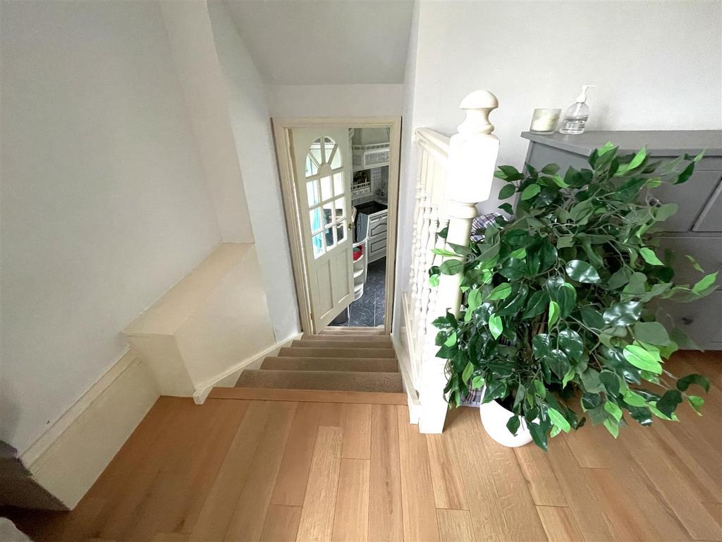 Reception room to kitchen