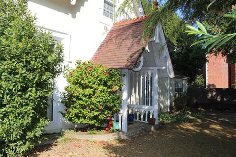 5 bedroom detached house for sale, Auckland Road East, Southsea