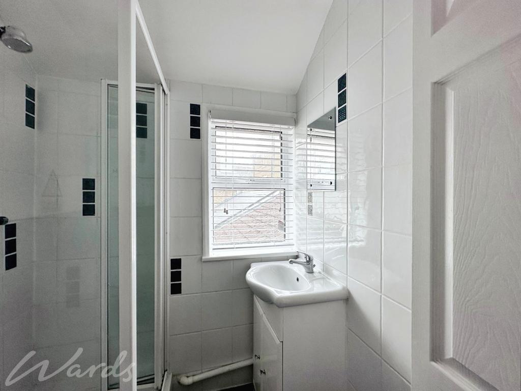 Albert FF shower use
