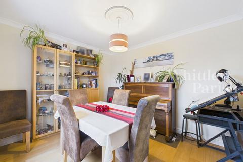 5 bedroom detached house for sale, Field Acre Way, Long Stratton