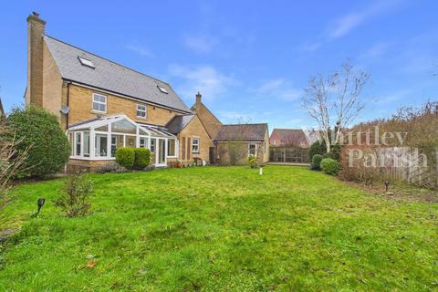 undefined, Field Acre Way, Long Stratton